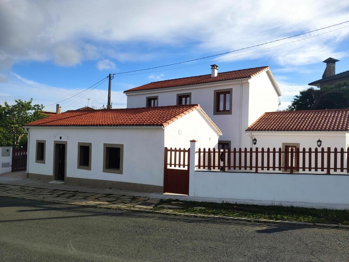 Mirador De Ribadiso Hostel Arzua Bagian luar foto